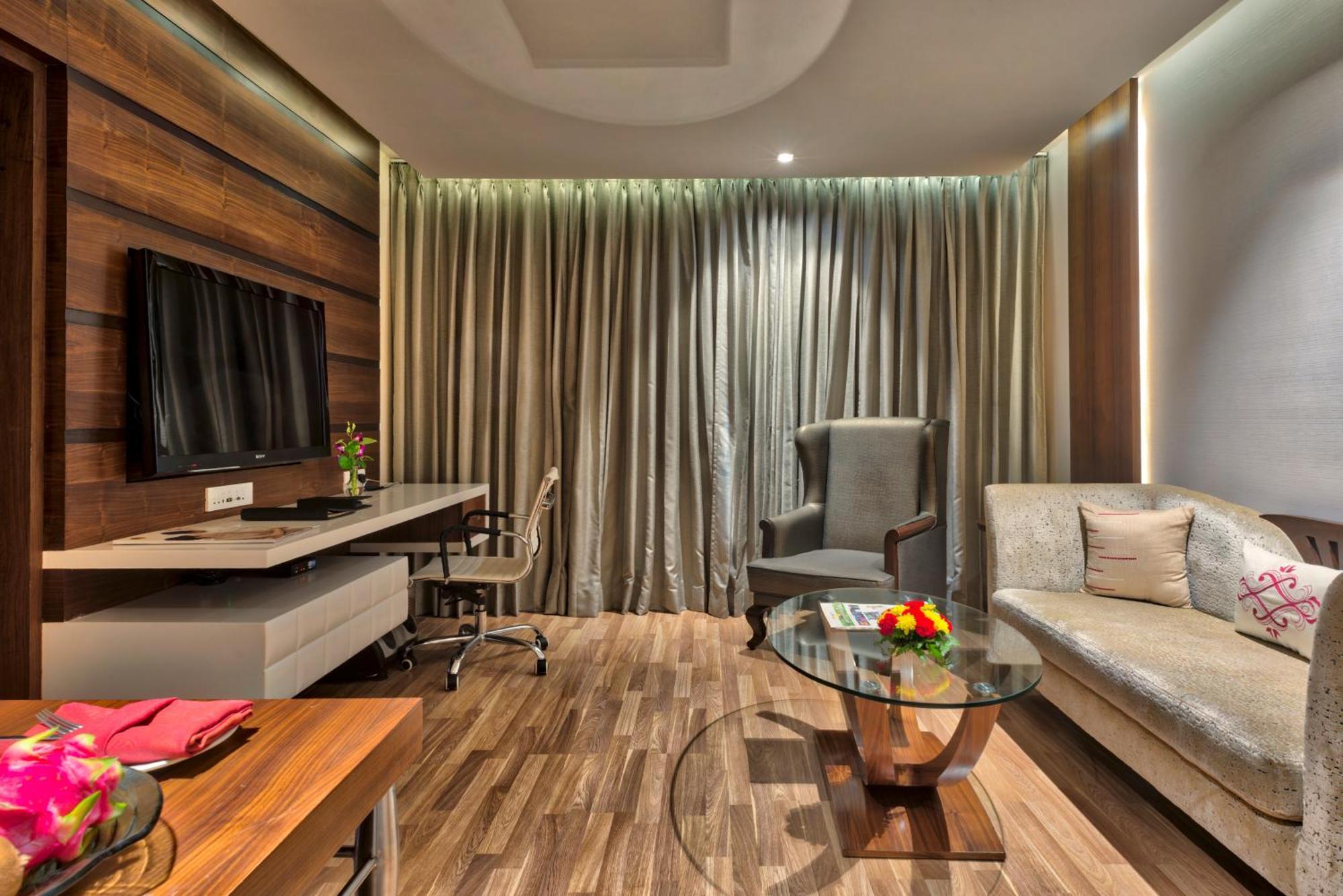 Grand Chennai By Grt Hotels Exterior foto Suite room at the hotel