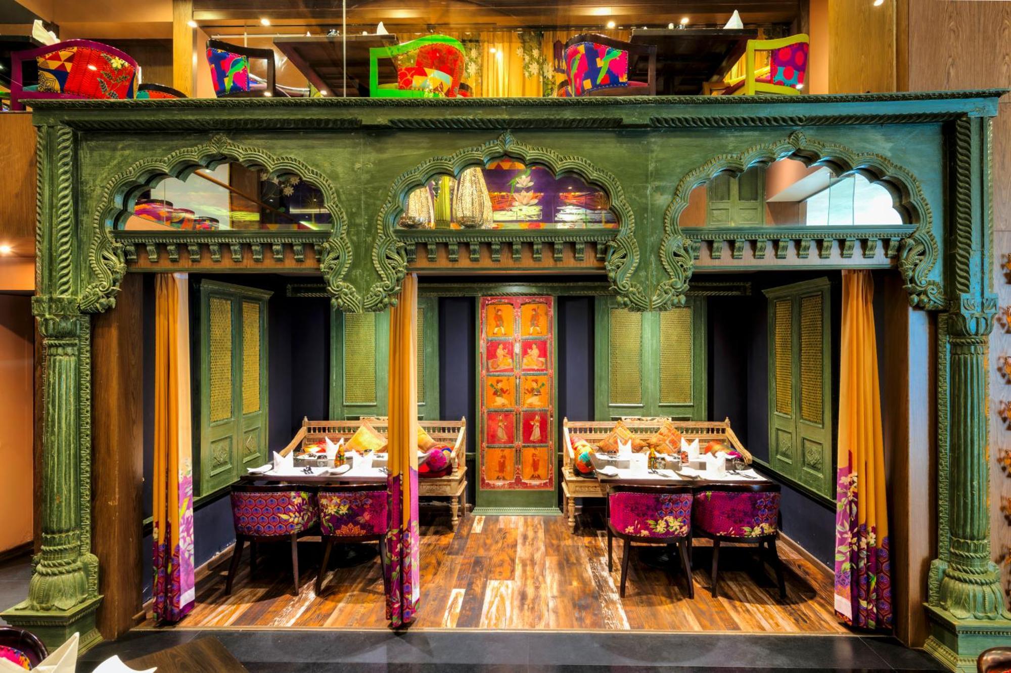 Grand Chennai By Grt Hotels Exterior foto Interior of a restaurant in Mumbai